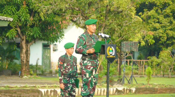 Danrem 063/SGJ   PimpinUpacara Bendera Tanggal 17 Janauri 2025