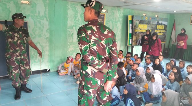 Penerimaan Kunjungan dan Edukasi Cinta TNI dan Negara Kesatuan Republik Indonesia kepada Siswa/KB Babusalam