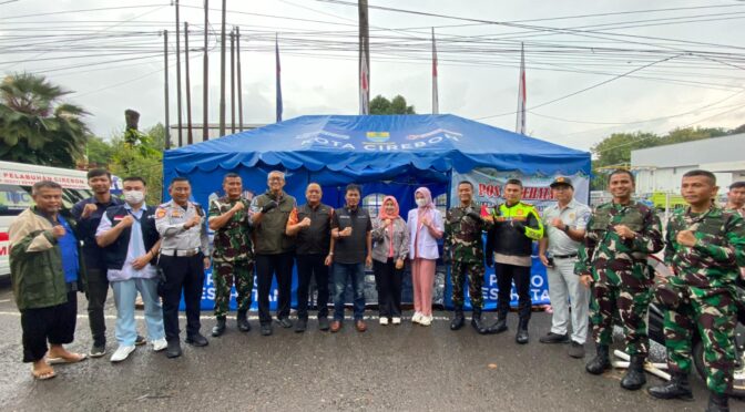 Dandim 0614/Kota Cirebon Bersama Kapolres Cirebon Kota Laksanakan Monitoring Pos Pengamanan Arus Mudik Lebaran