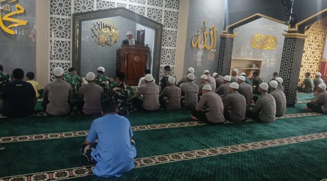 Masjid Miftahul Jannah mendapat kunjungan Sat Brimob Polda Jabar
