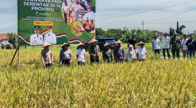 Dandim 0614/Kota Cirebon Ikuti Panen Raya Padi Serentak 14 Provinsi Secara Daring