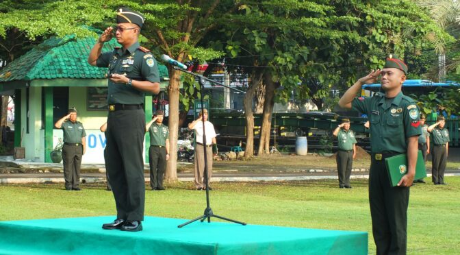 Kodim 0614/Kota Cirebon Gelar Upacara Bendera Rutin Setiap Tanggal 17.