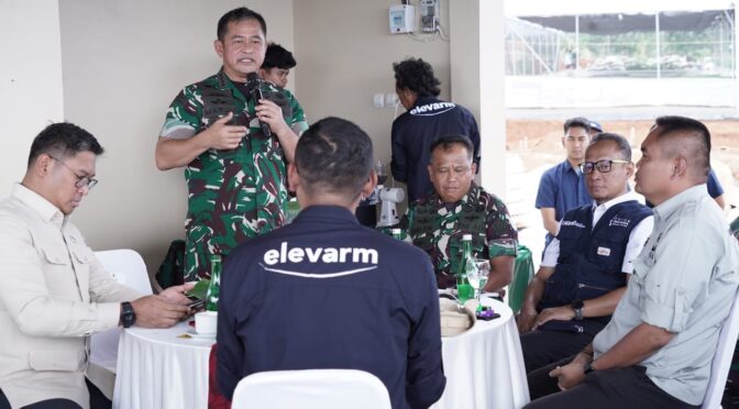 Danrem 063/SGJ dampingi Pangdam III/SLW Sambut KASAD