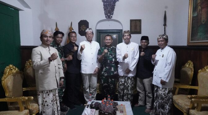 Pererat Sinergitas, Korem 063/Sunan Gunung Jati Kunjungi keraton-keraton di Cirebon