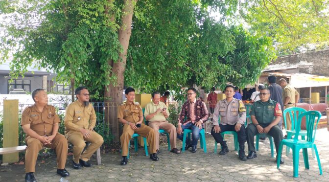 Babinsa dan Bhabinkamtibmas Kelurahan Drajat Kawal Pelantikan Ketua RW 06 Simaja Utara Periode 2025–2029