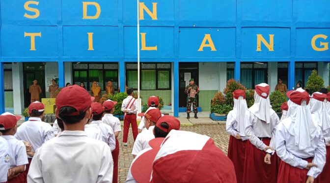 Babinsa Larangan Jadi Pembina Upacara di SDN Ketilang : Sampaikan Pesan Penting Tentang Bahaya Bullying