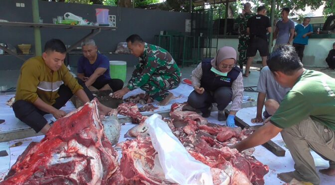 Kodim 0614/Kota Cirebon Gelar Sholat Idul Adha dan Penyembelihan Hewan Kurban pada Hari Raya Idul Adha 1446 H/2025 M