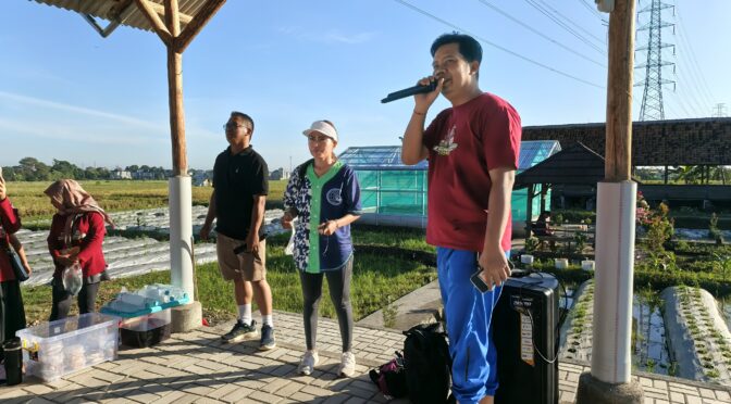 Sehatkan Masyarakat Lewat Olahraga, KWT Hijau Daun Gelar Senam Pagi di Cirebon Girang