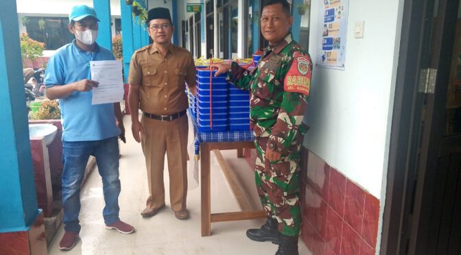 Babinsa Kelurahan Sunyaragi Monitoring Program MBG di SDN Sunyaragi