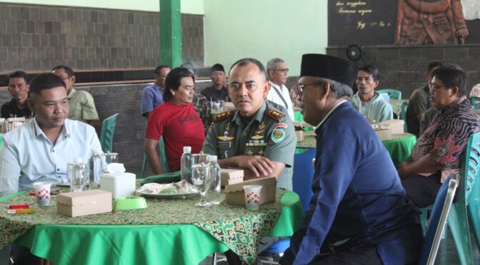 Kodim 0620/Kabupaten Cirebon Gelar Komsos Bersama Tokoh Masyarakat