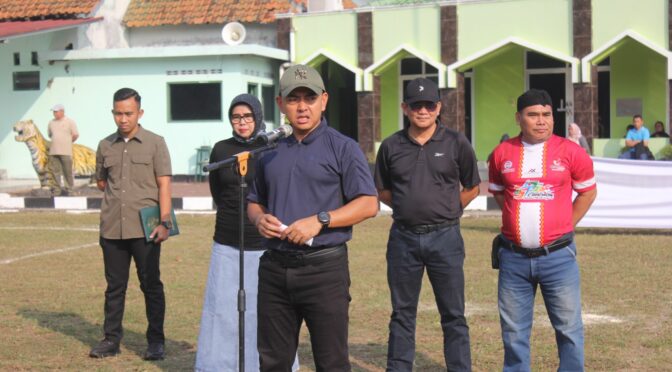 PEMBUKAAN TURNAMEN MINI SOCCER U-12 “DANDIM CUP 2025” DALAM RANGKA HUT KE-80 KEMERDEKAAN RI