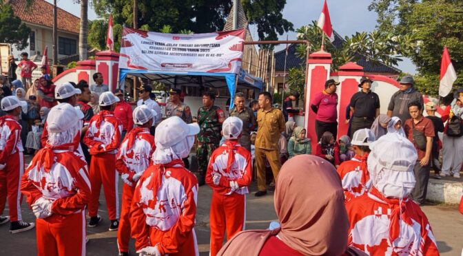 Koramil 0620-06/Pabuaran MeLaksanakan Pengamanan dan Penjurian Gerak Jalan Tingkat Sekolah se-Kecamatan Ciledug